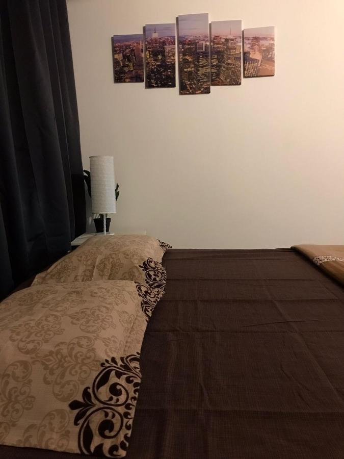 Large Apartment City Centre บูคาเรสต์ ภายนอก รูปภาพ